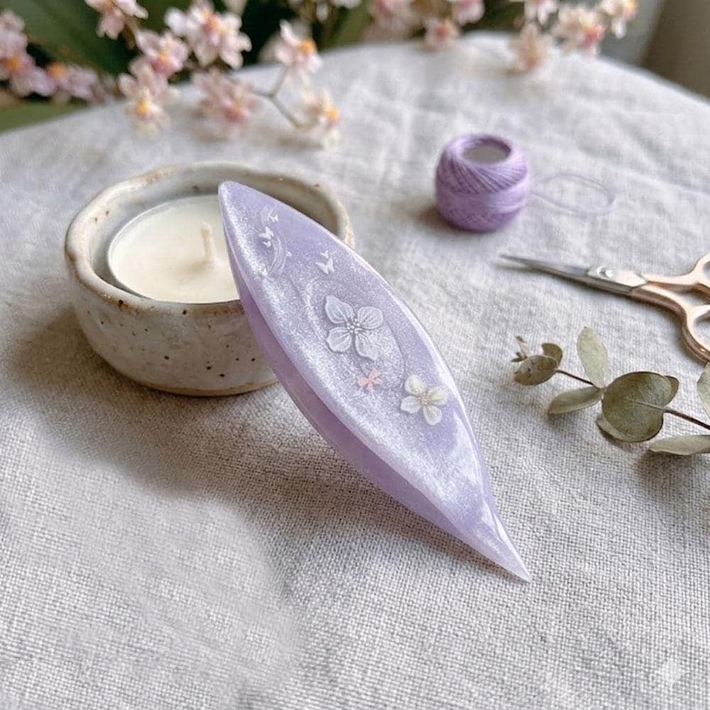 Tatting Shuttle with Hand-Painted Pattern– an elegant lace tool